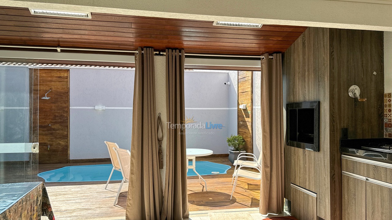 House for vacation rental in São Francisco do Sul (Enseada)