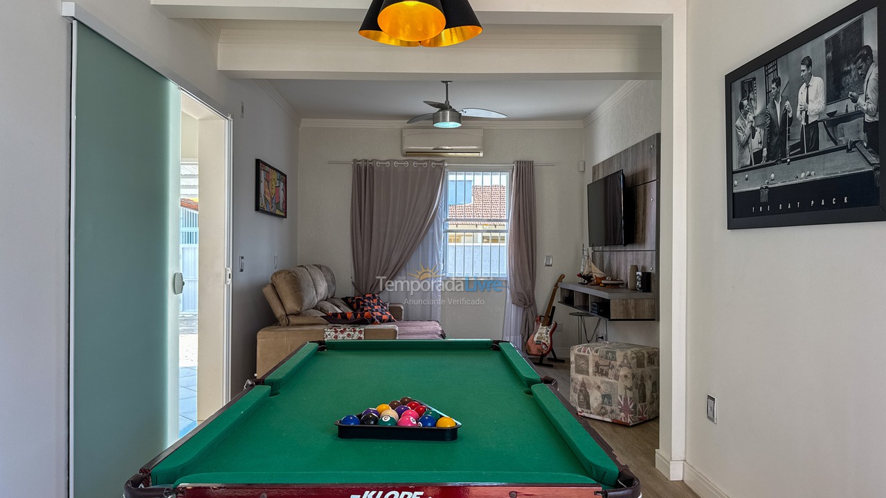 House for vacation rental in São Francisco do Sul (Enseada)