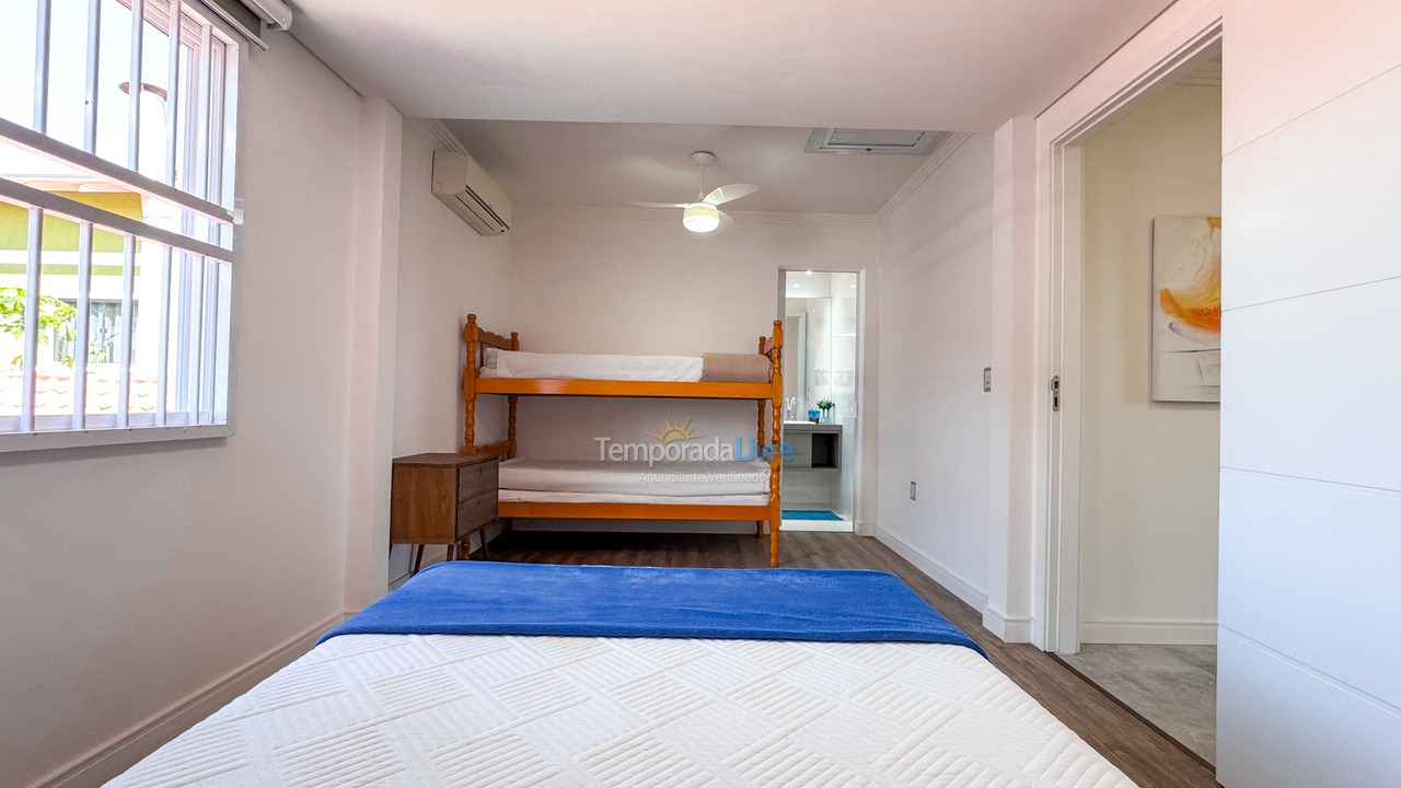 House for vacation rental in São Francisco do Sul (Enseada)