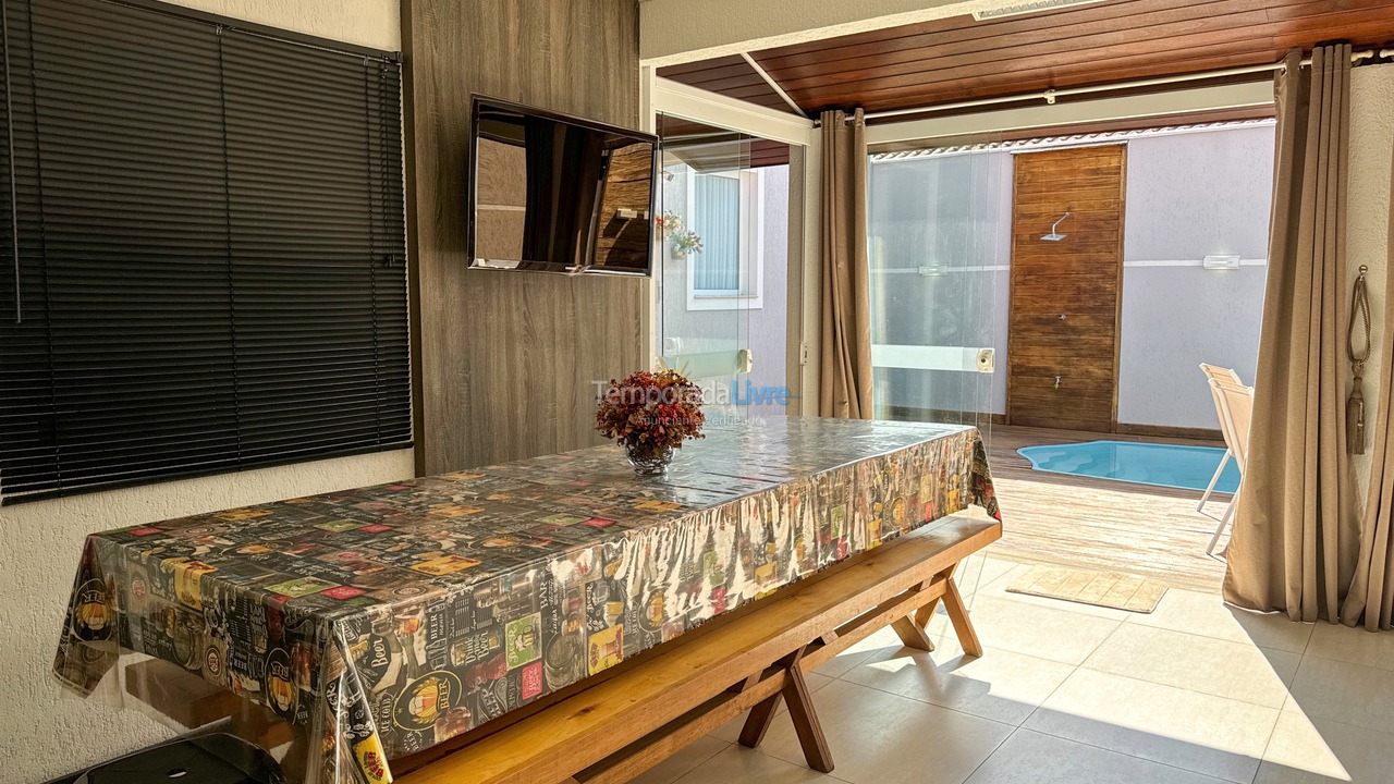 House for vacation rental in São Francisco do Sul (Enseada)