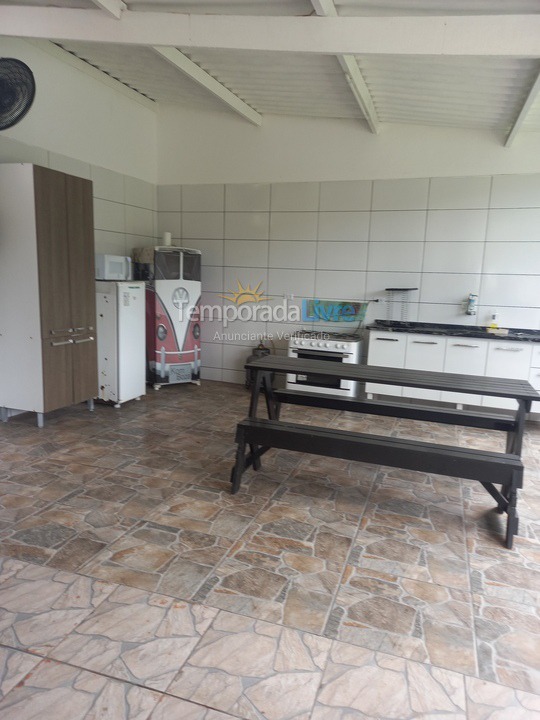 Chácara / sítio para aluguel de temporada em Itanhaém (Parque Vergara)