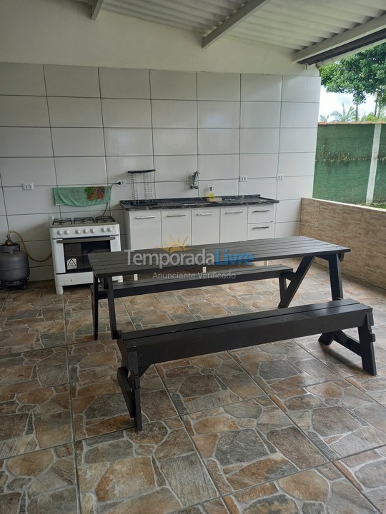 Chácara / sítio para aluguel de temporada em Itanhaém (Parque Vergara)