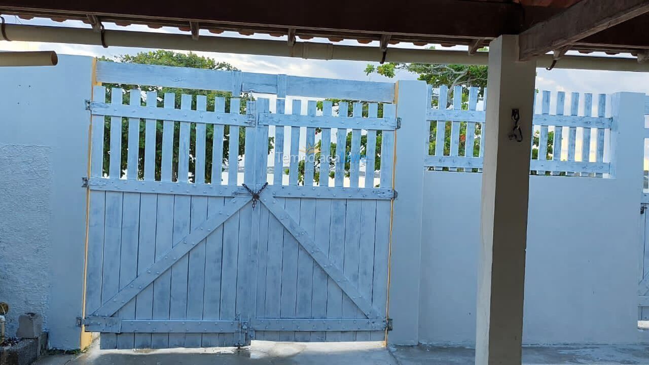 Casa para aluguel de temporada em Guarapari (Praia de Santa Monica)