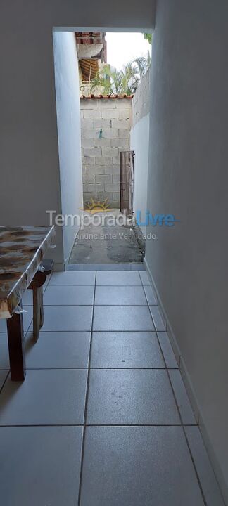 Casa para aluguel de temporada em Guarapari (Praia de Santa Monica)