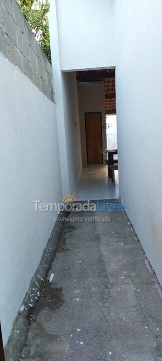 Casa para aluguel de temporada em Guarapari (Praia de Santa Monica)