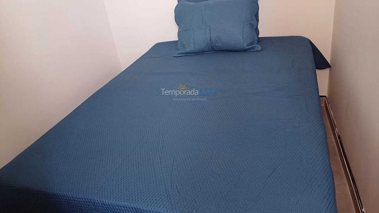 Apartamento para aluguel de temporada em Guaratuba (Praia Central)