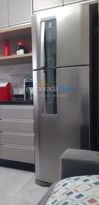 Apartamento para aluguel de temporada em Guaratuba (Praia Central)