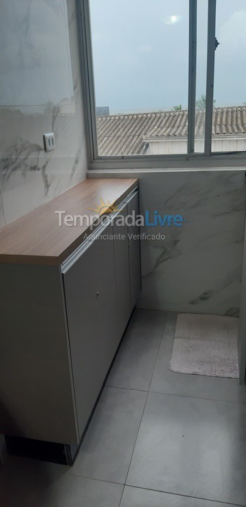 Apartamento para aluguel de temporada em Guaratuba (Praia Central)