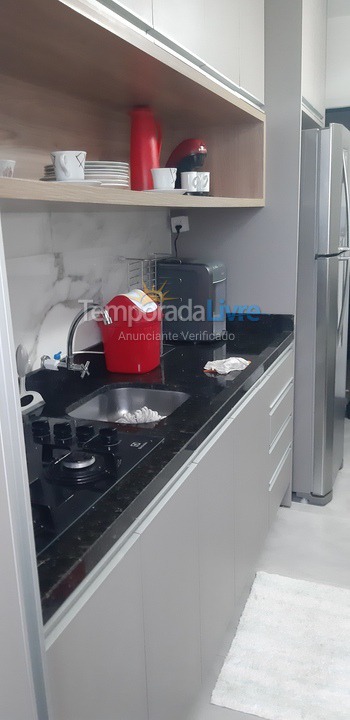 Apartamento para aluguel de temporada em Guaratuba (Praia Central)