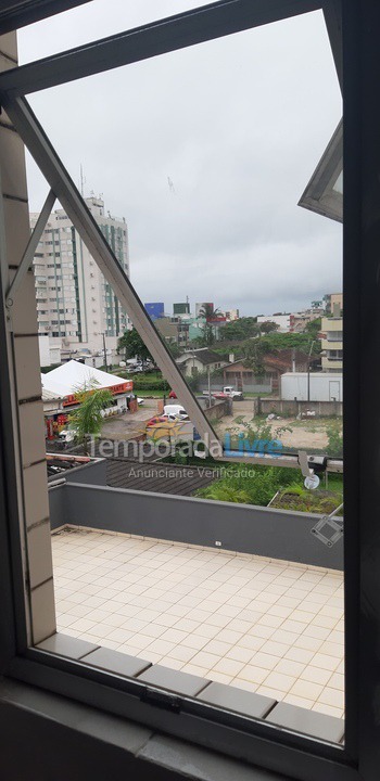 Apartamento para aluguel de temporada em Guaratuba (Praia Central)