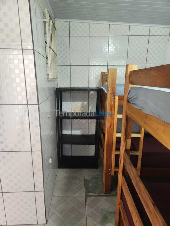 Chácara / sítio para aluguel de temporada em Itanhaém (Parque Vergara)