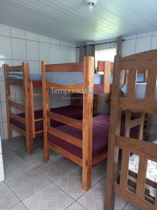 Chácara / sítio para aluguel de temporada em Itanhaém (Parque Vergara)