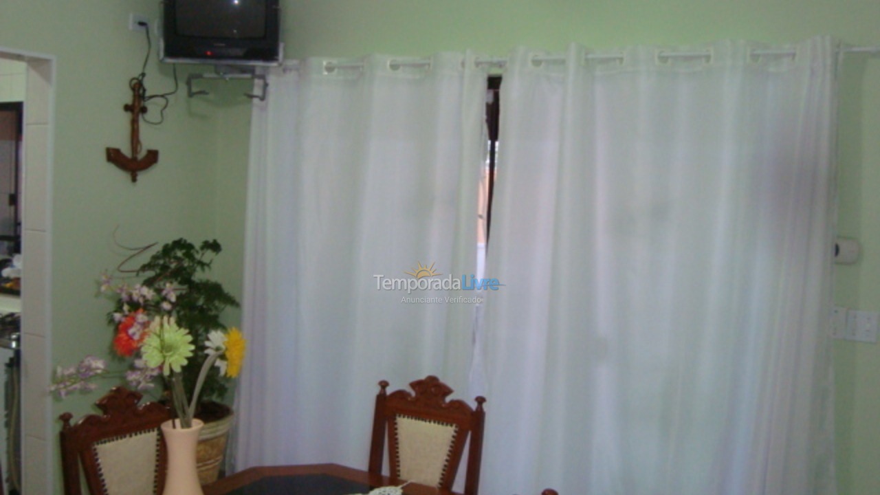 Casa para aluguel de temporada em Peruíbe (Peruíbe)