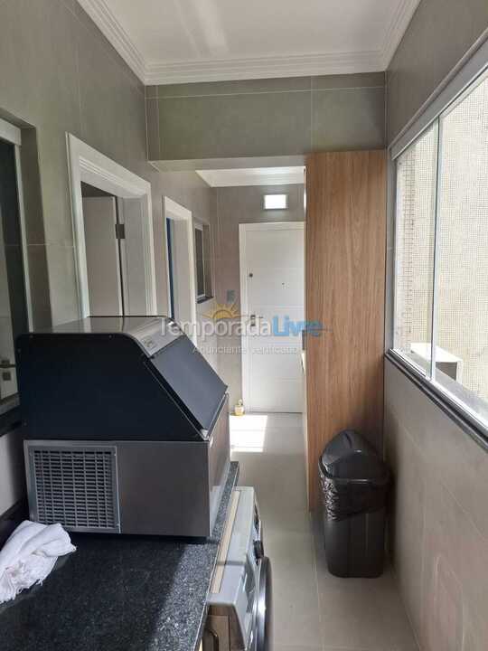 Apartment for vacation rental in Guarujá (Pitangueiras)