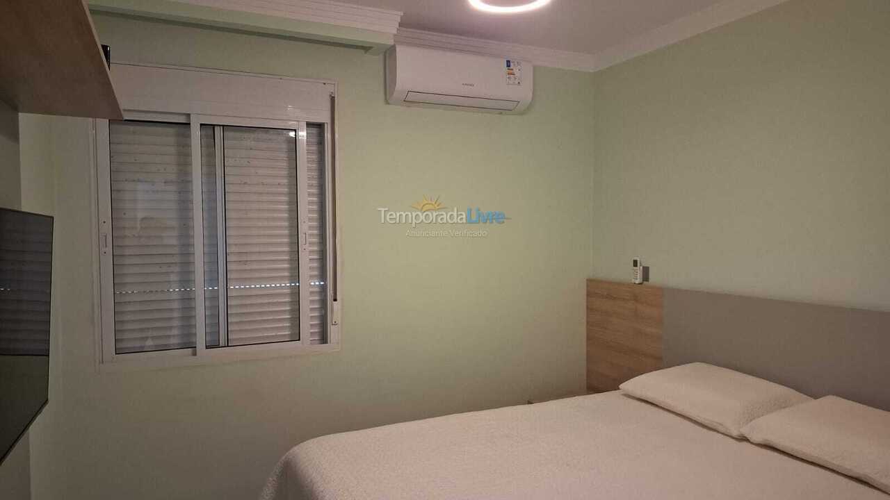 Apartment for vacation rental in Guarujá (Pitangueiras)