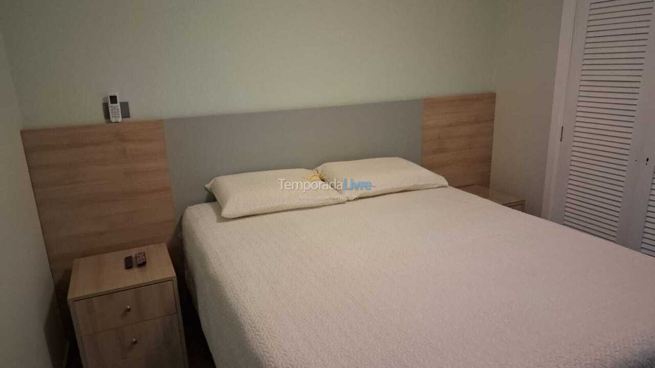 Apartment for vacation rental in Guarujá (Pitangueiras)