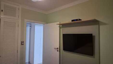 Quarto cama casal queen