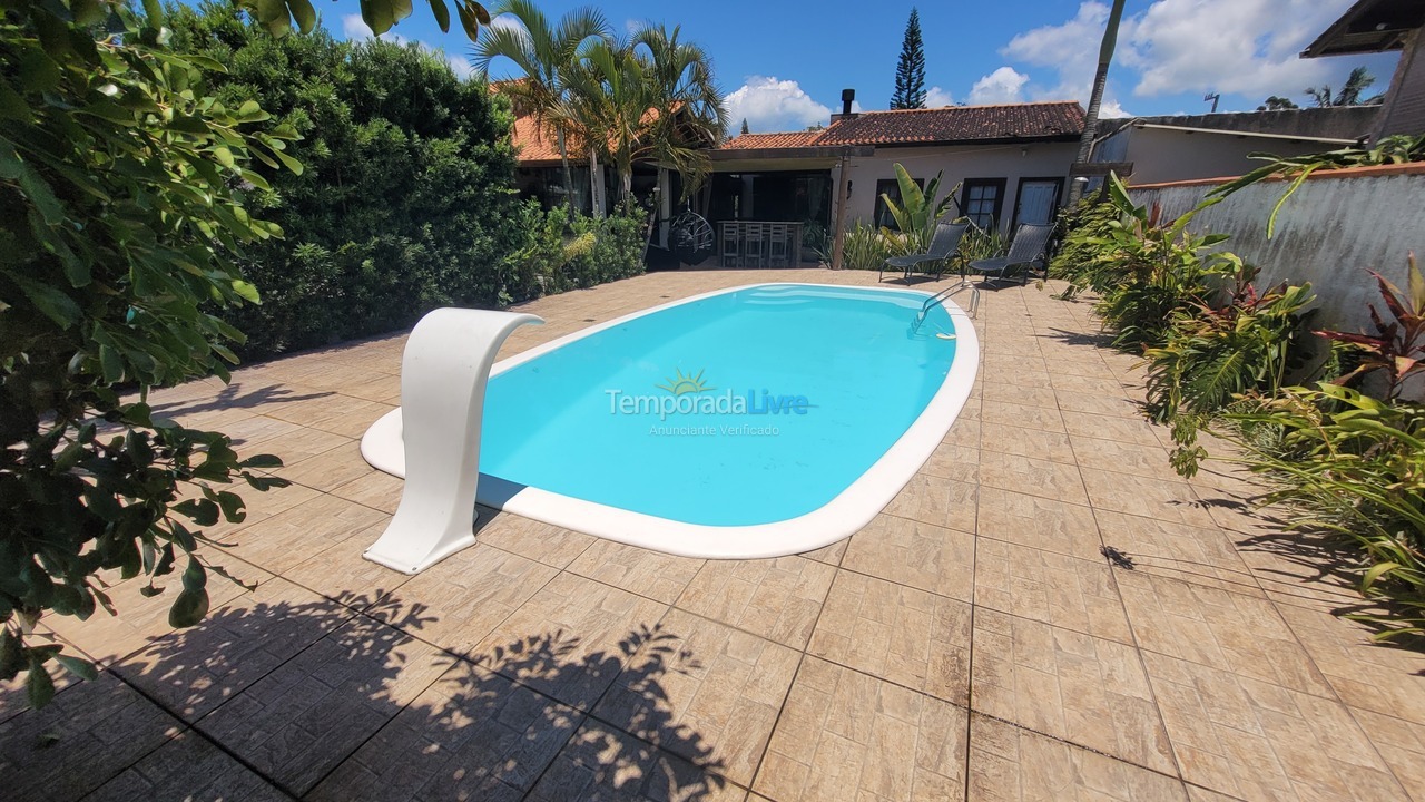 Casa para alquiler de vacaciones em Florianopolis (Campeche)