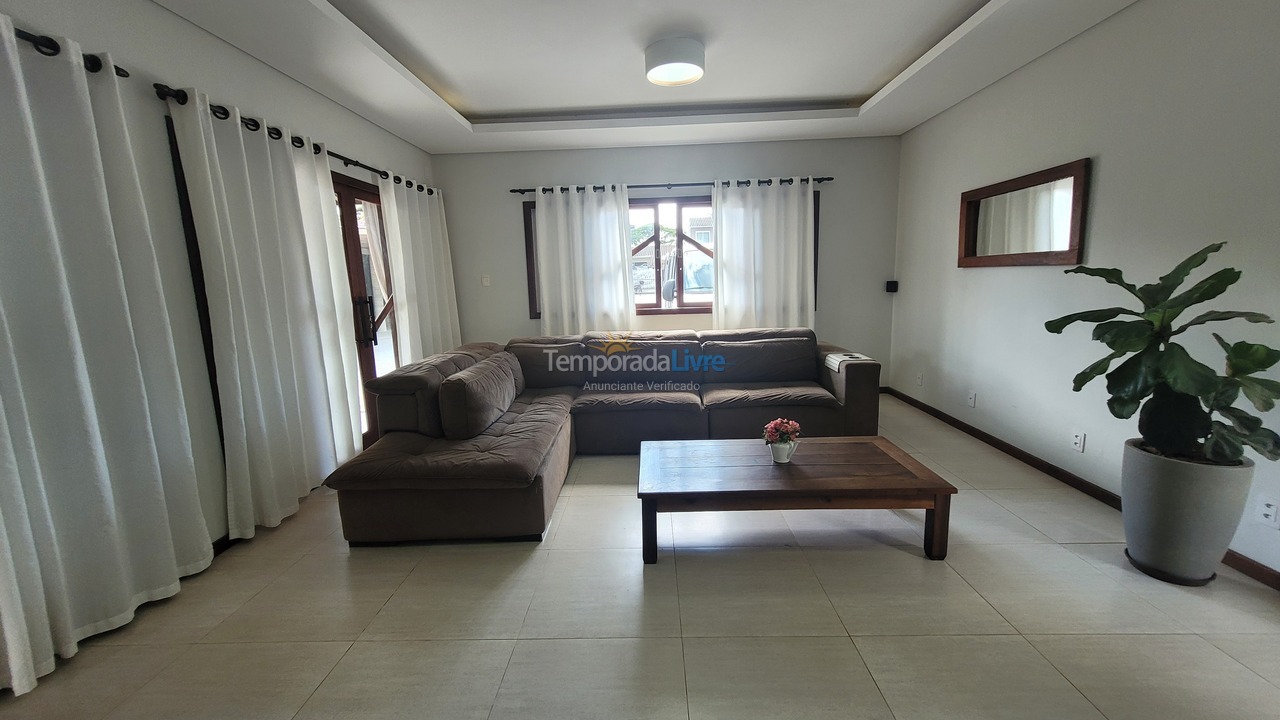 Casa para alquiler de vacaciones em Florianopolis (Campeche)