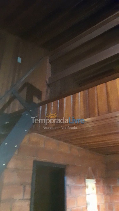 Casa para aluguel de temporada em Caraguatatuba (Massaguaçu)