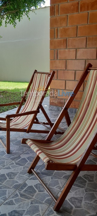 Casa para aluguel de temporada em Caraguatatuba (Massaguaçu)