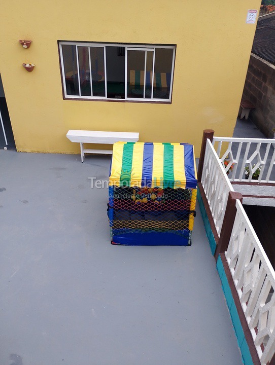 Chácara / sítio para aluguel de temporada em Santa Branca (Santa Tereza)