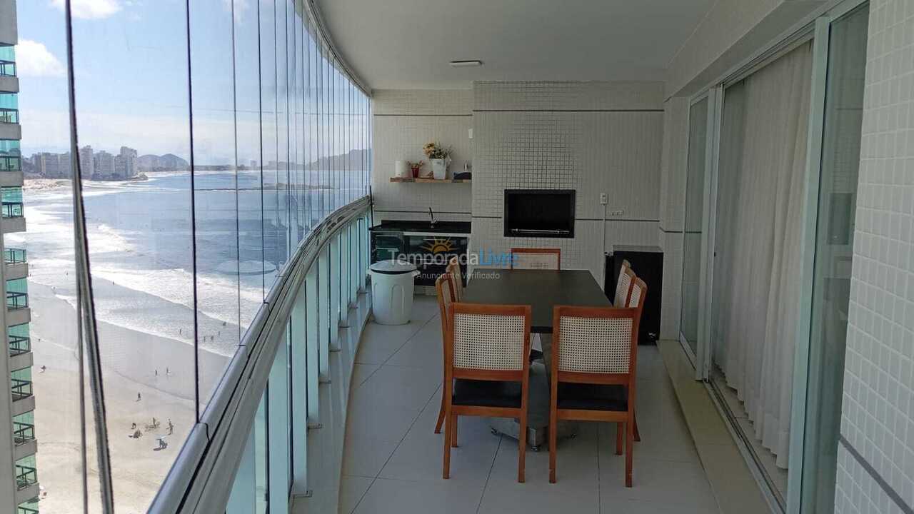 House for vacation rental in Guarujá (Astúrias)