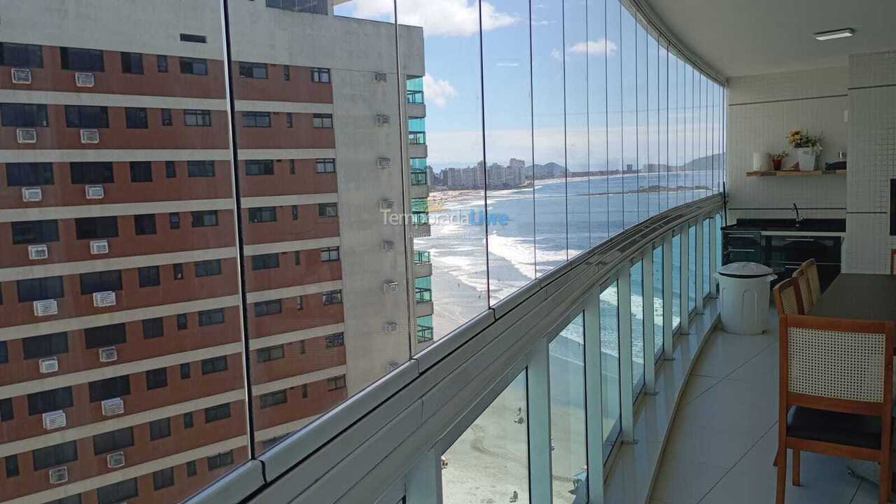 House for vacation rental in Guarujá (Astúrias)