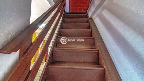 Chalé Rústico com Piscina na Praia do Campeche