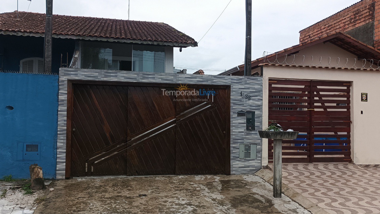 Casa para aluguel de temporada em Mongaguá (Mongaguá)