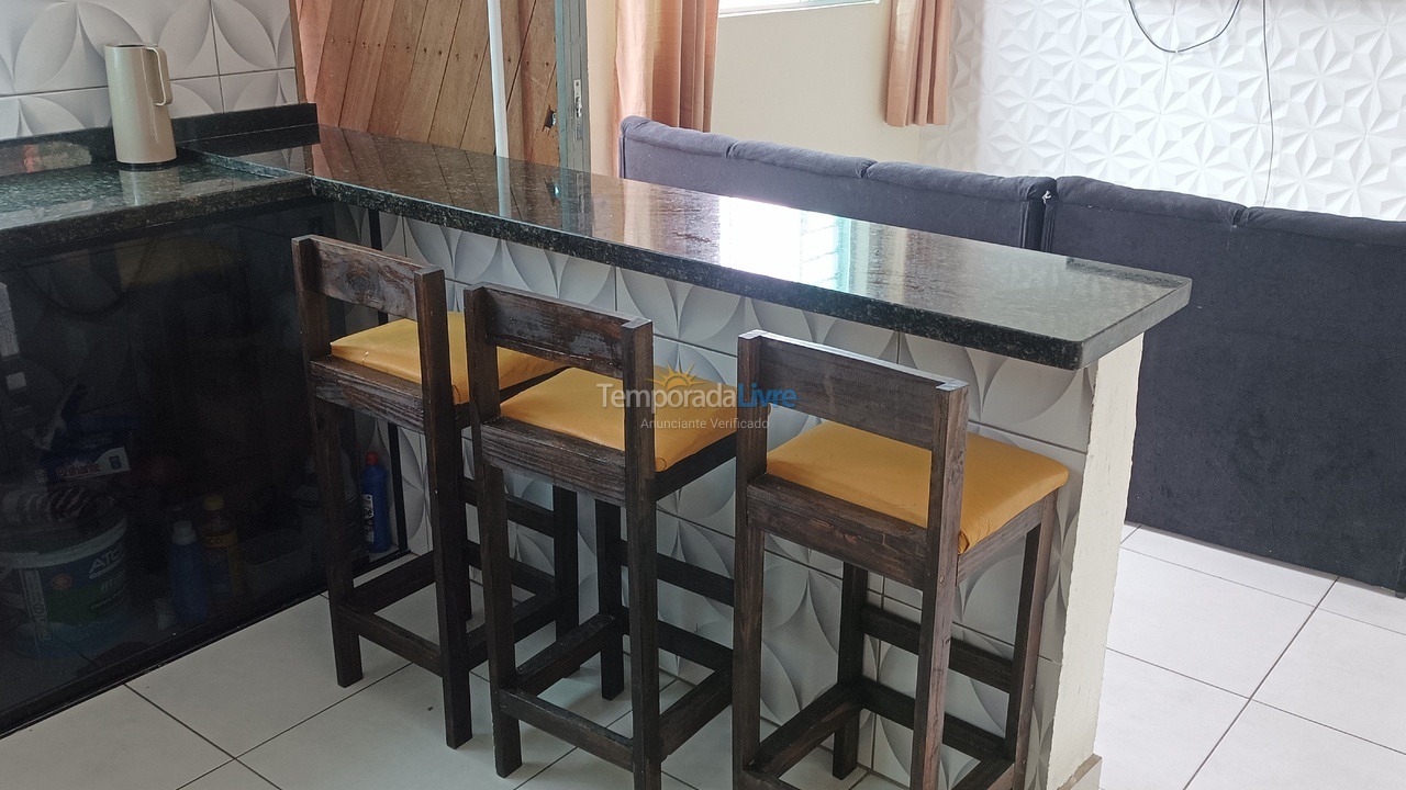 Casa para aluguel de temporada em Mongaguá (Mongaguá)