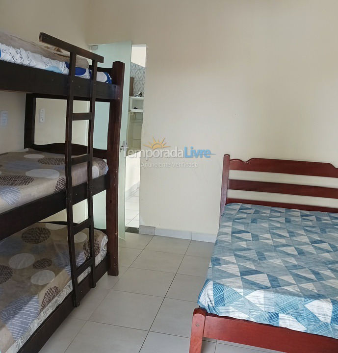 Casa para aluguel de temporada em Mongaguá (Mongaguá)