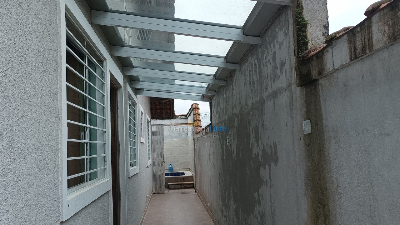 Casa para aluguel de temporada em Mongaguá (Mongaguá)