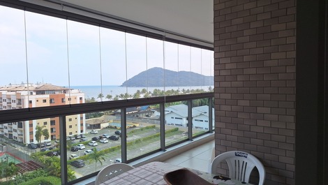 FIT FOOT IN THE SAND 50mts from BERTIOGA BEACH