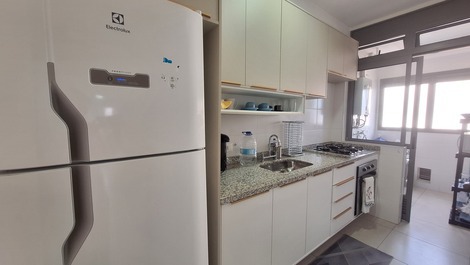 FIT FOOT IN THE SAND 50mts from BERTIOGA BEACH