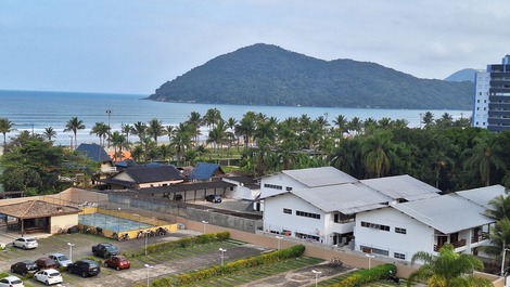 FIT FOOT IN THE SAND 50mts from BERTIOGA BEACH