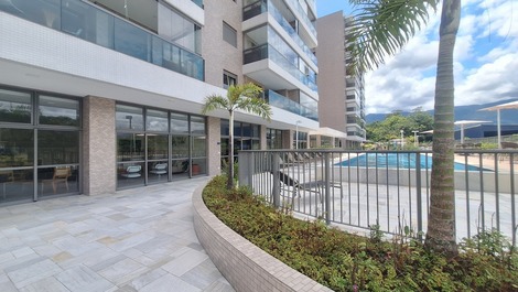 FIT FOOT IN THE SAND 50mts from BERTIOGA BEACH