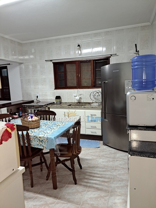 House for vacation rental in Peruíbe (Balneario Tres Marias)