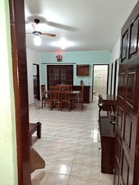 450 m from the beach, everything close to the market, etc...