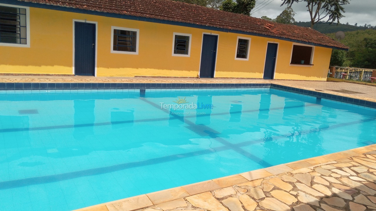 Granja para alquiler de vacaciones em Bragança Paulista (Bairro do Menin)