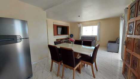 Casa com Piscina e Varanda com Bar e Churrasqueira