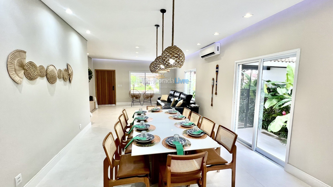 House for vacation rental in Bertioga (Condominio Morada da Praia)