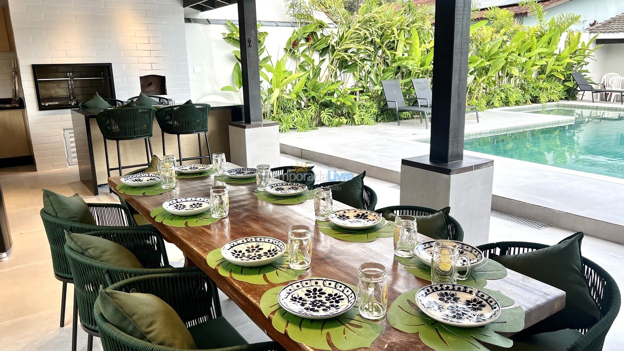 House for vacation rental in Bertioga (Condominio Morada da Praia)