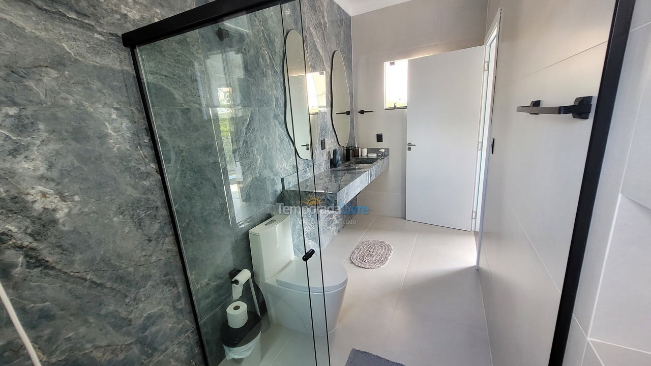 Casa para aluguel de temporada em Itapoá (Itapema do Norte)