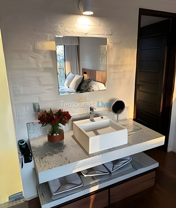 Casa para aluguel de temporada em Campos do Jordão (Alto dos Mellos)