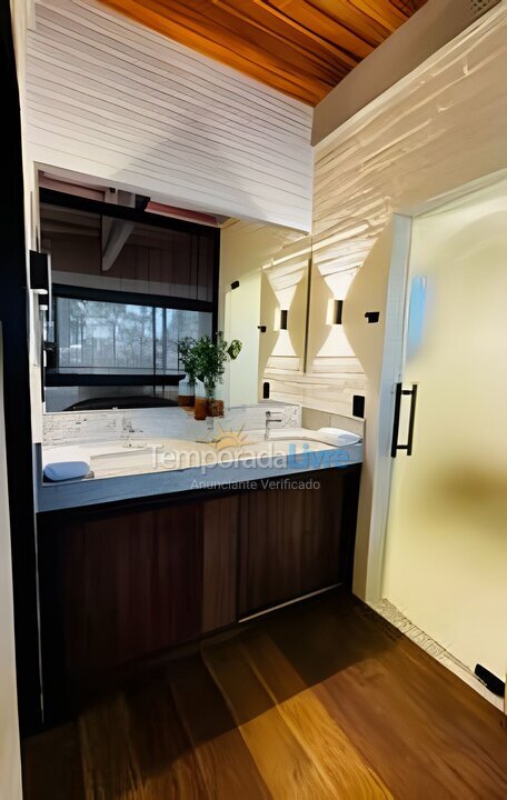 Casa para alquiler de vacaciones em Campos do Jordão (Alto dos Mellos)