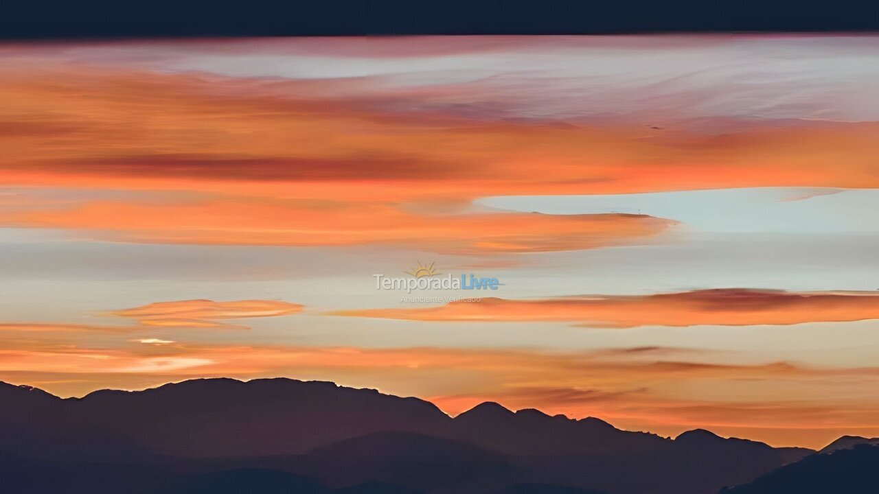 Casa para alquiler de vacaciones em Campos do Jordão (Alto dos Mellos)