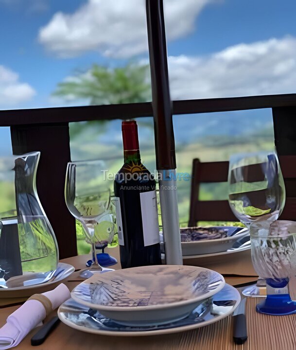 Casa para alquiler de vacaciones em Campos do Jordão (Alto dos Mellos)