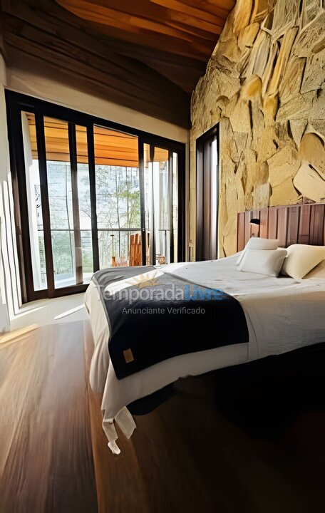 Casa para alquiler de vacaciones em Campos do Jordão (Alto dos Mellos)