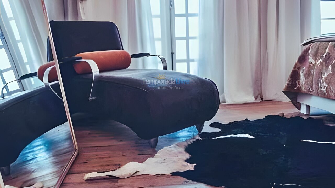 Casa para alquiler de vacaciones em Campos do Jordão (Alto dos Mellos)